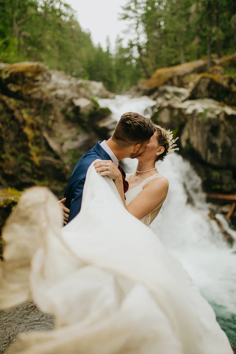 Washington Elopement Photos