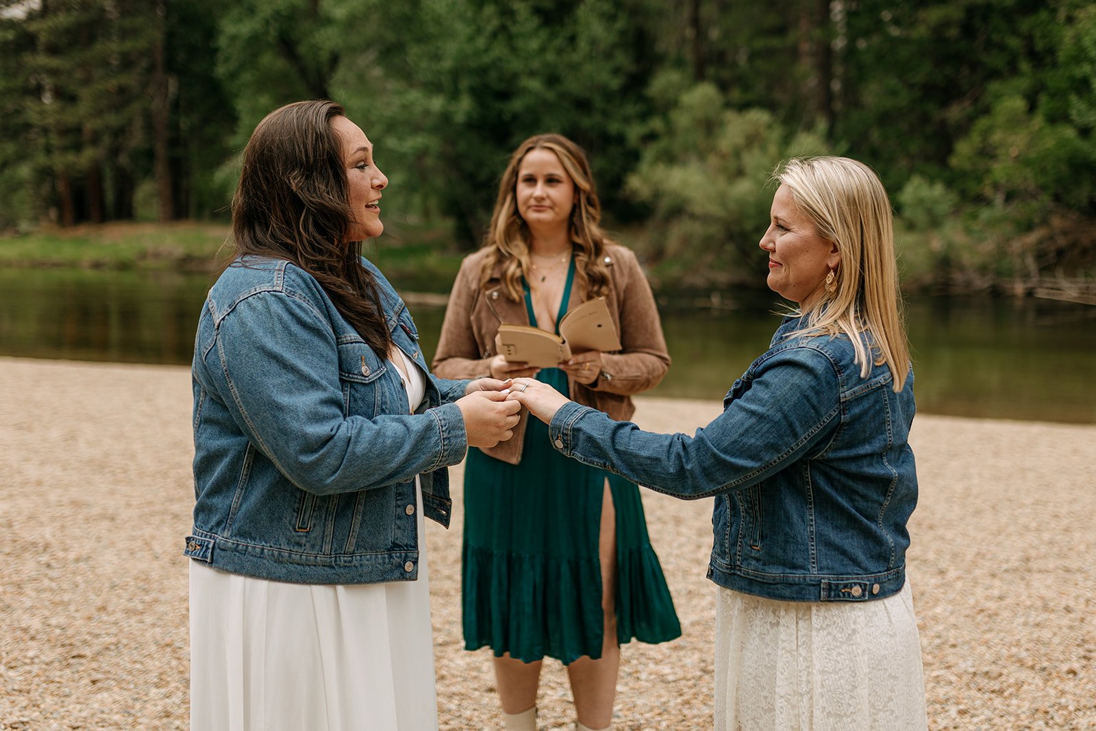 Yosemite Lesbian Elopement