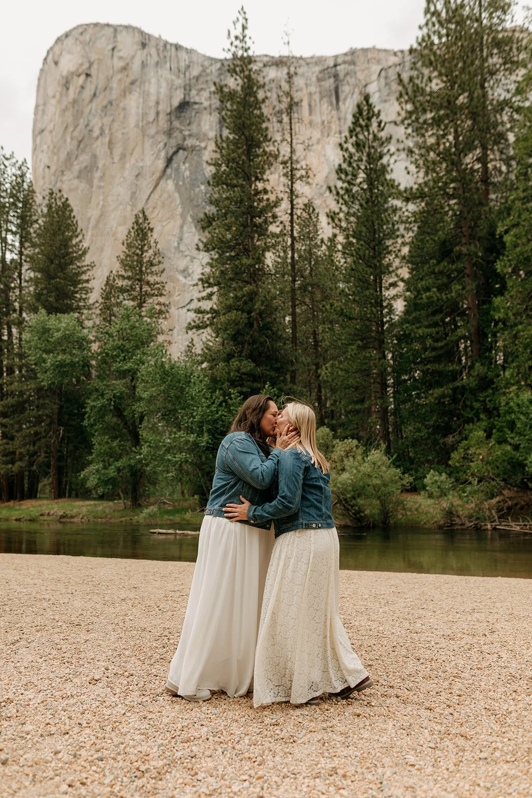 Yosemite Lesbian Elopement