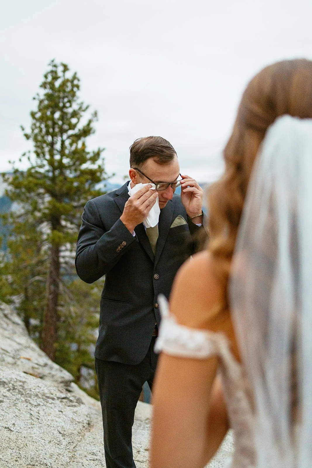 glacier-point-yosemite-elopement-30.jpg