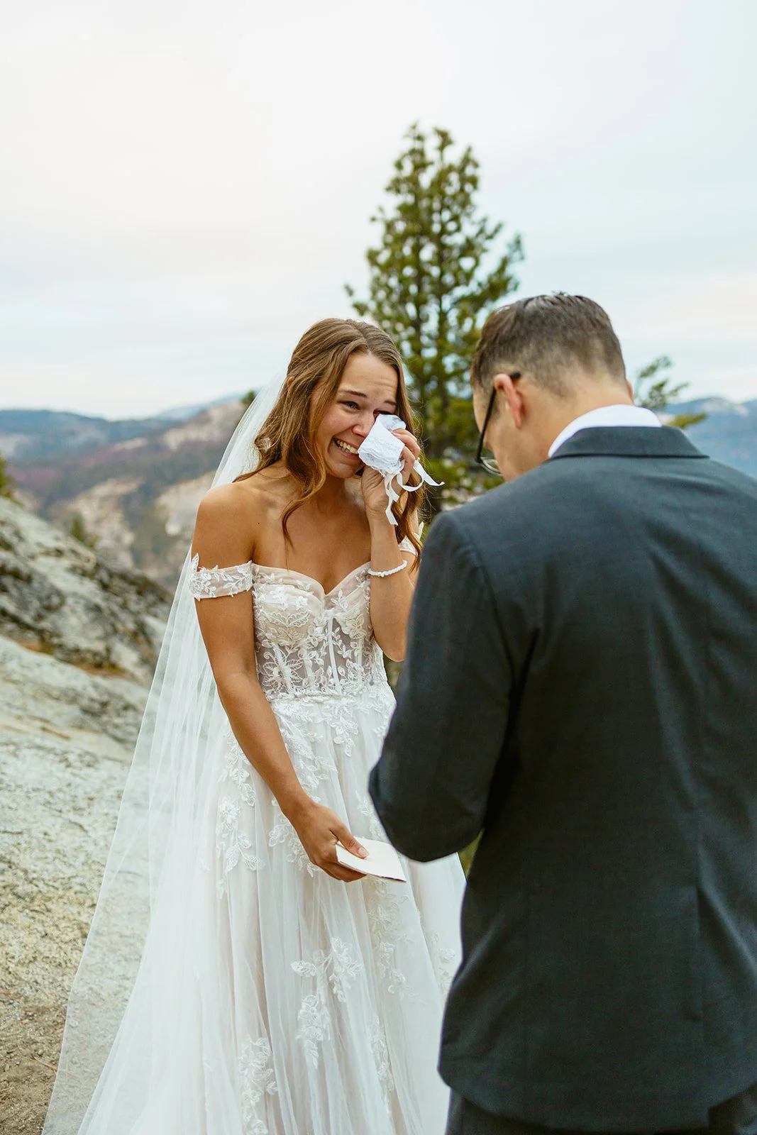 glacier-point-yosemite-elopement-47.jpg