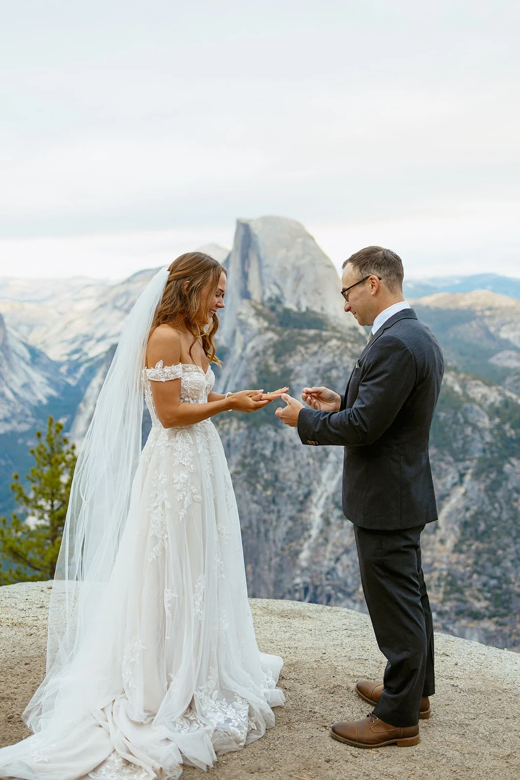 glacier-point-yosemite-elopement-109.jpg