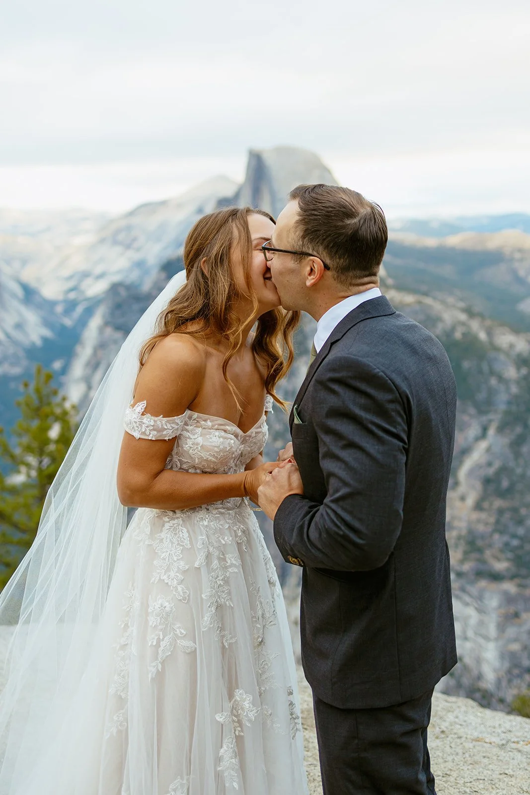 glacier-point-yosemite-elopement-117.jpg