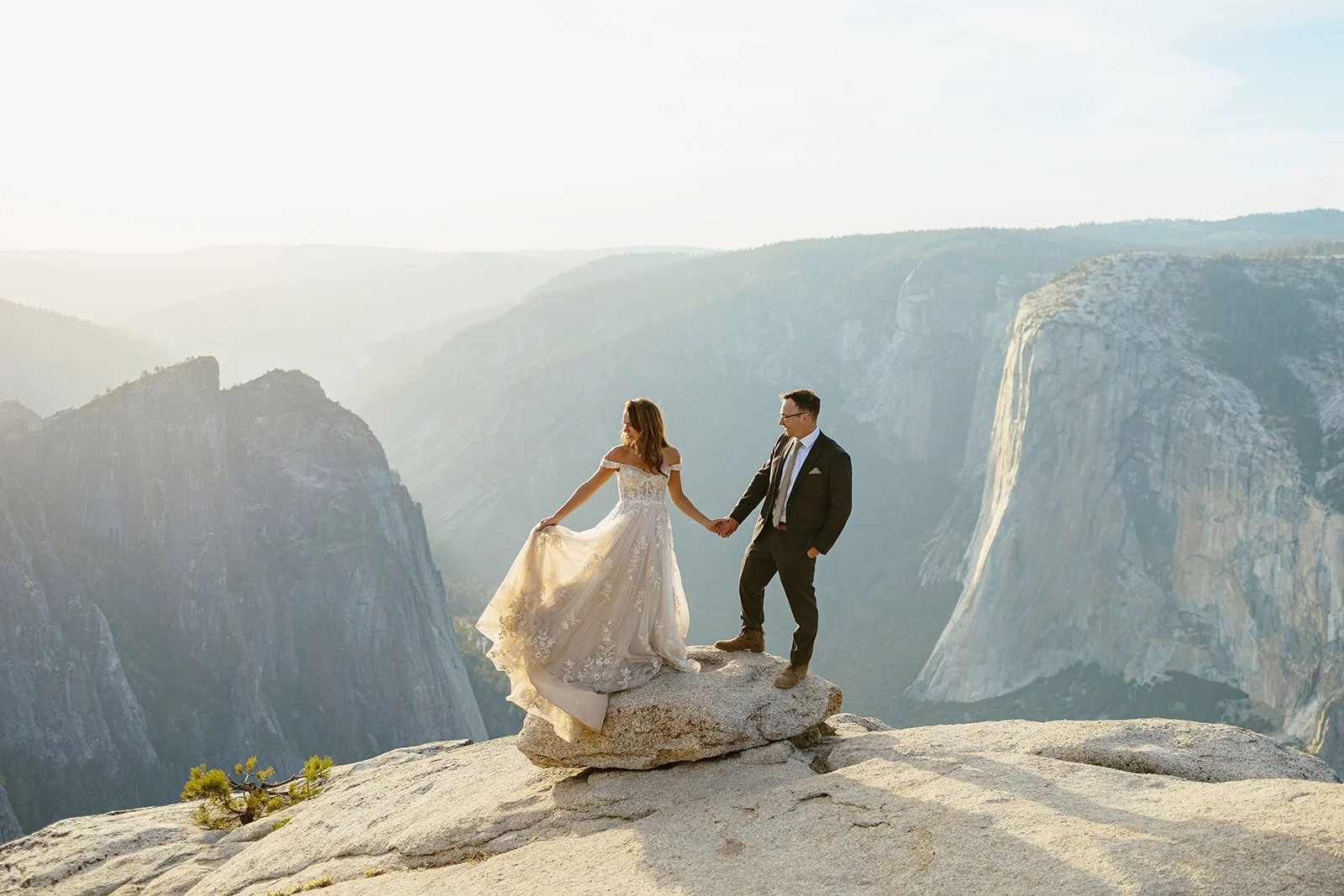 glacier-point-yosemite-elopement-420.jpg