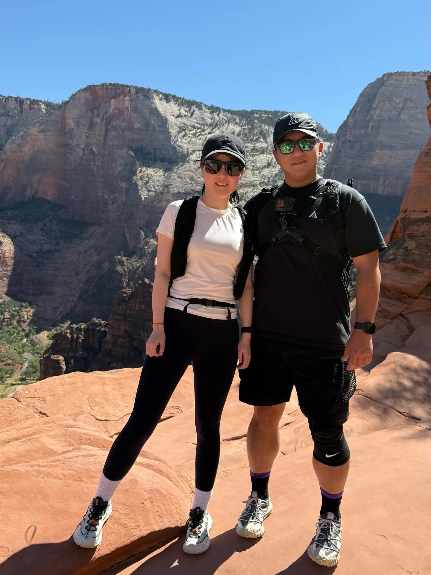 Sun overhead, legs burning, and still smiling. Red rocks everywhere, insane views, and that moment when you stop and breathe it all in. Two miles in, lots of climbing, zero regrets. Another travel check point finish.
.
#zionnationalpark #hiking #nike