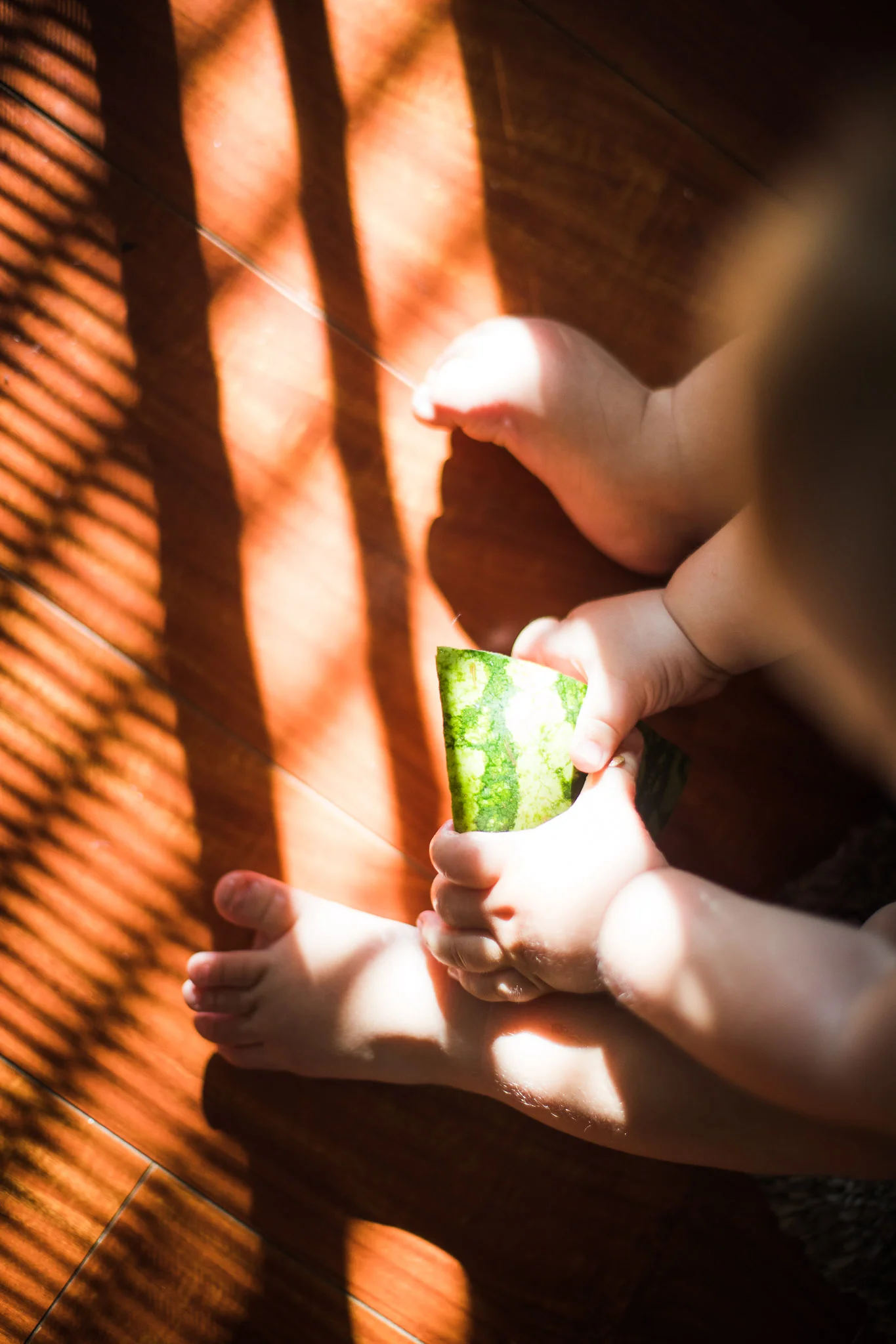 Archer_Inspired_Photography_Watermelon_Baby_Boy_Eating_Lifestyle_Photographer_California-17.jpg