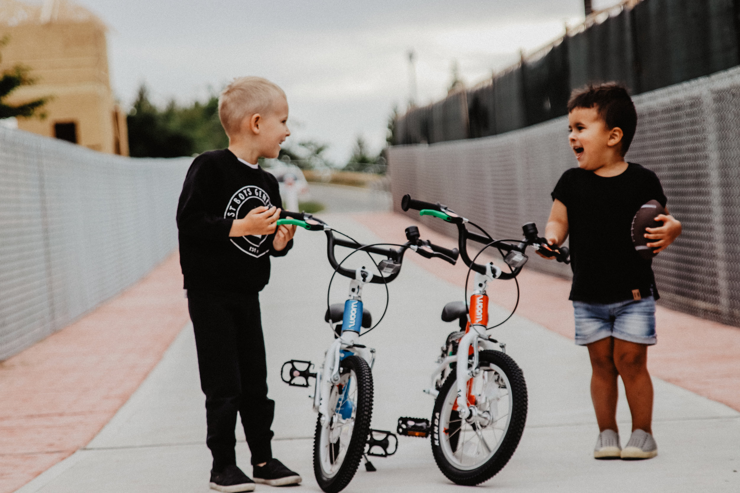 learning to ride a bike without training wheels