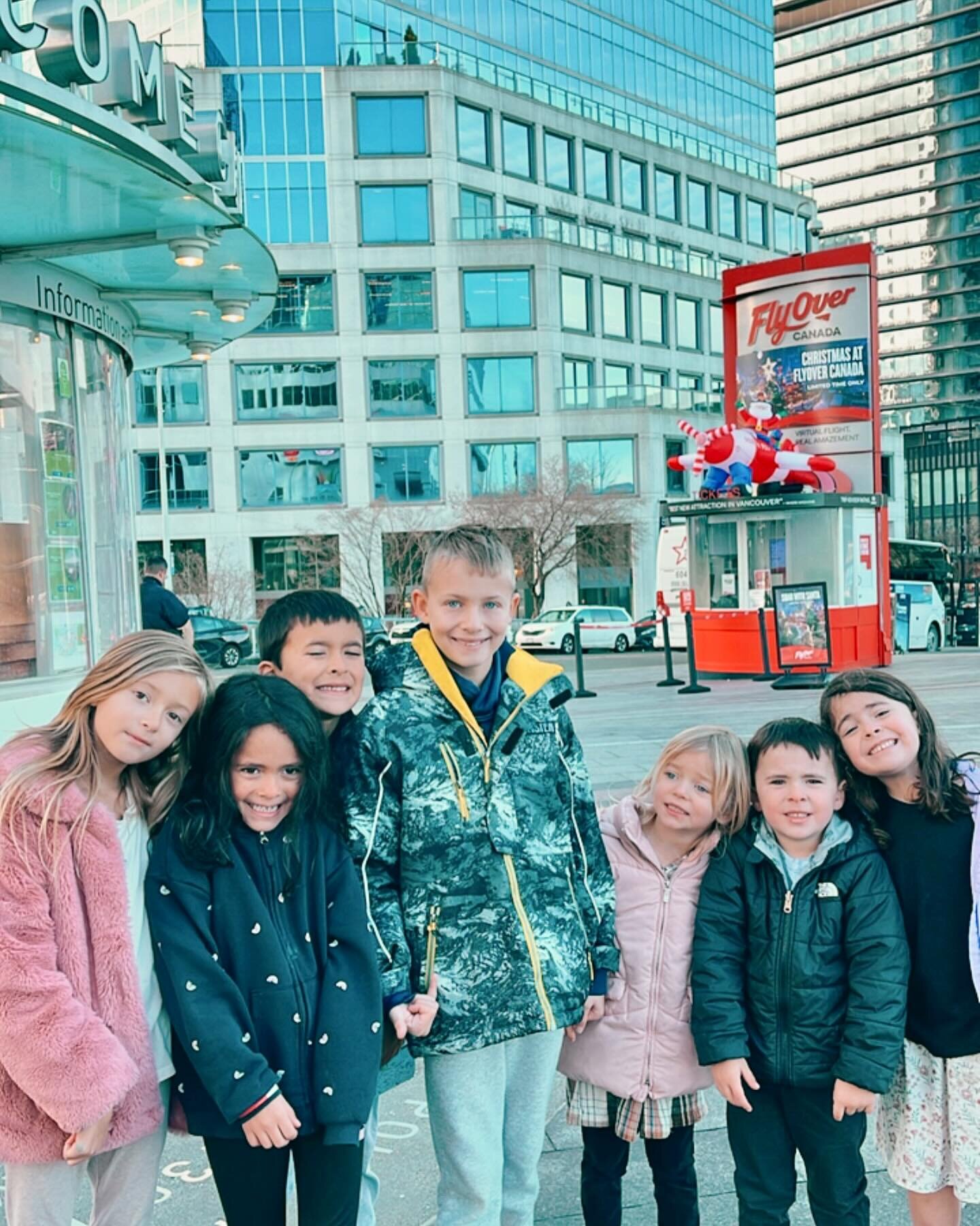 Took the whole crew to @flyovercanadavancouver this morning and it was a hit! We flew across Canada and all the way to Santa&rsquo;s workshop - such a fun family Christmas activity 🎅🏼✈️