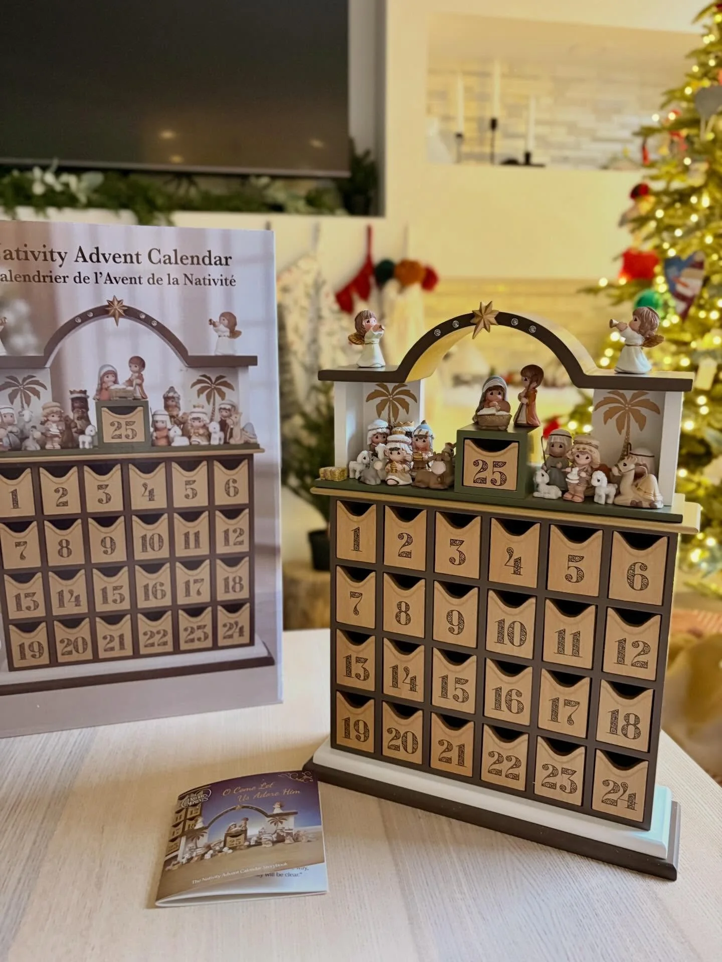 The most adorable Nativity Advent Calendar you ever did see from @preciousmomentsofficial 🎄
Check out our stories to see how tiny baby Jesus is and up close look at all the characters. 
✨ also our Christmas blog is live with gift ideas this Christma
