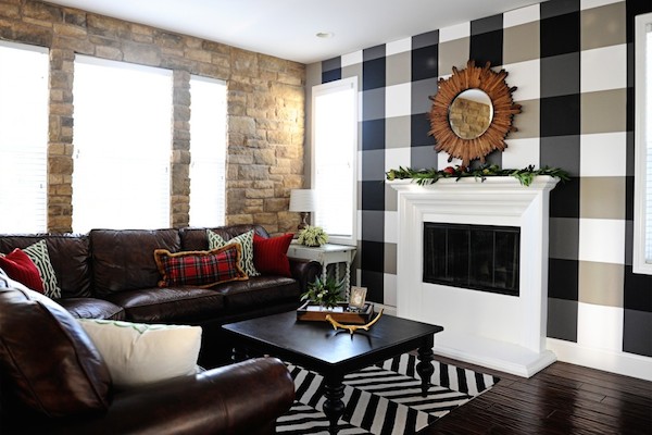 DIY Plaid Check Wall from Pink Peppermint Design