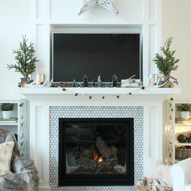 The Winter Mantel from The Happy Housie