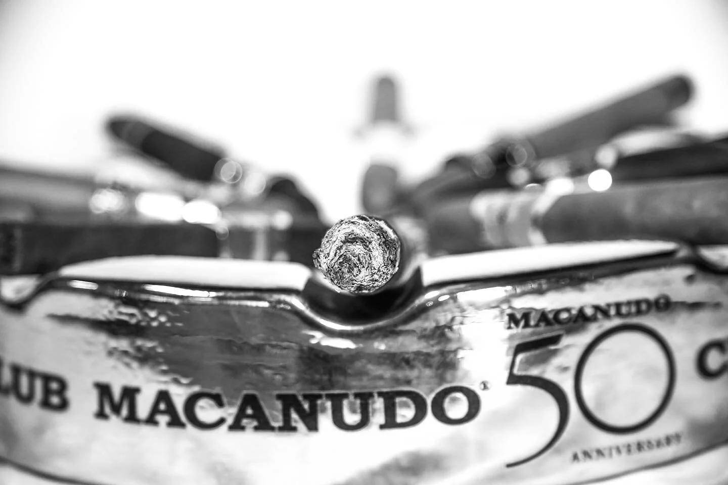 While I&rsquo;ve been focused on marketing myself for the #puregoldceo for @michelobultra because it is my dream job, now is a great time to remind everyone I offer marketing for companies big and large and you should reach out if you need advertisin