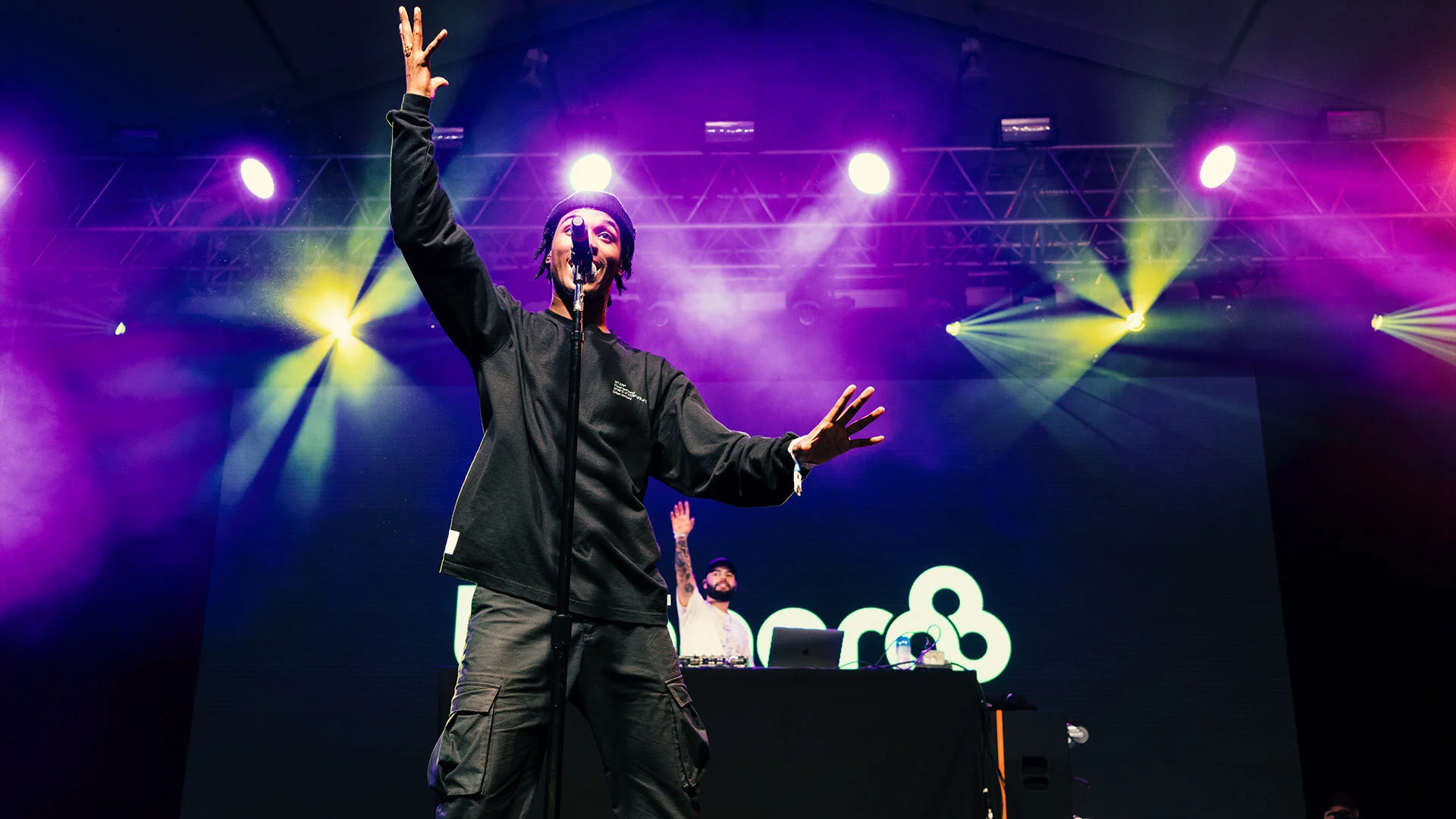 ab-festival-_0000s_0002_DSC08542.jpg