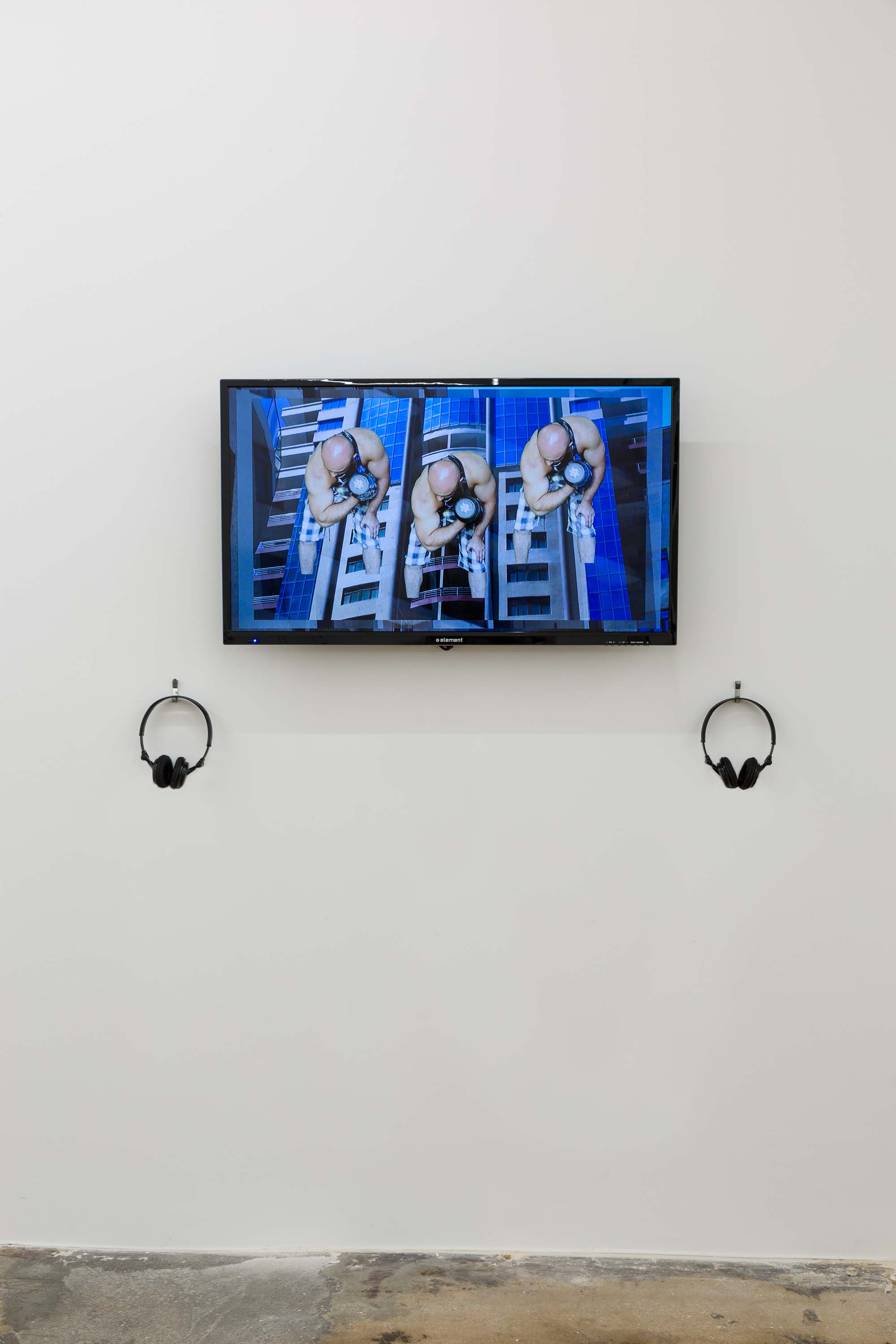 Hannah Black, Bodybuilding , 2015, installation view