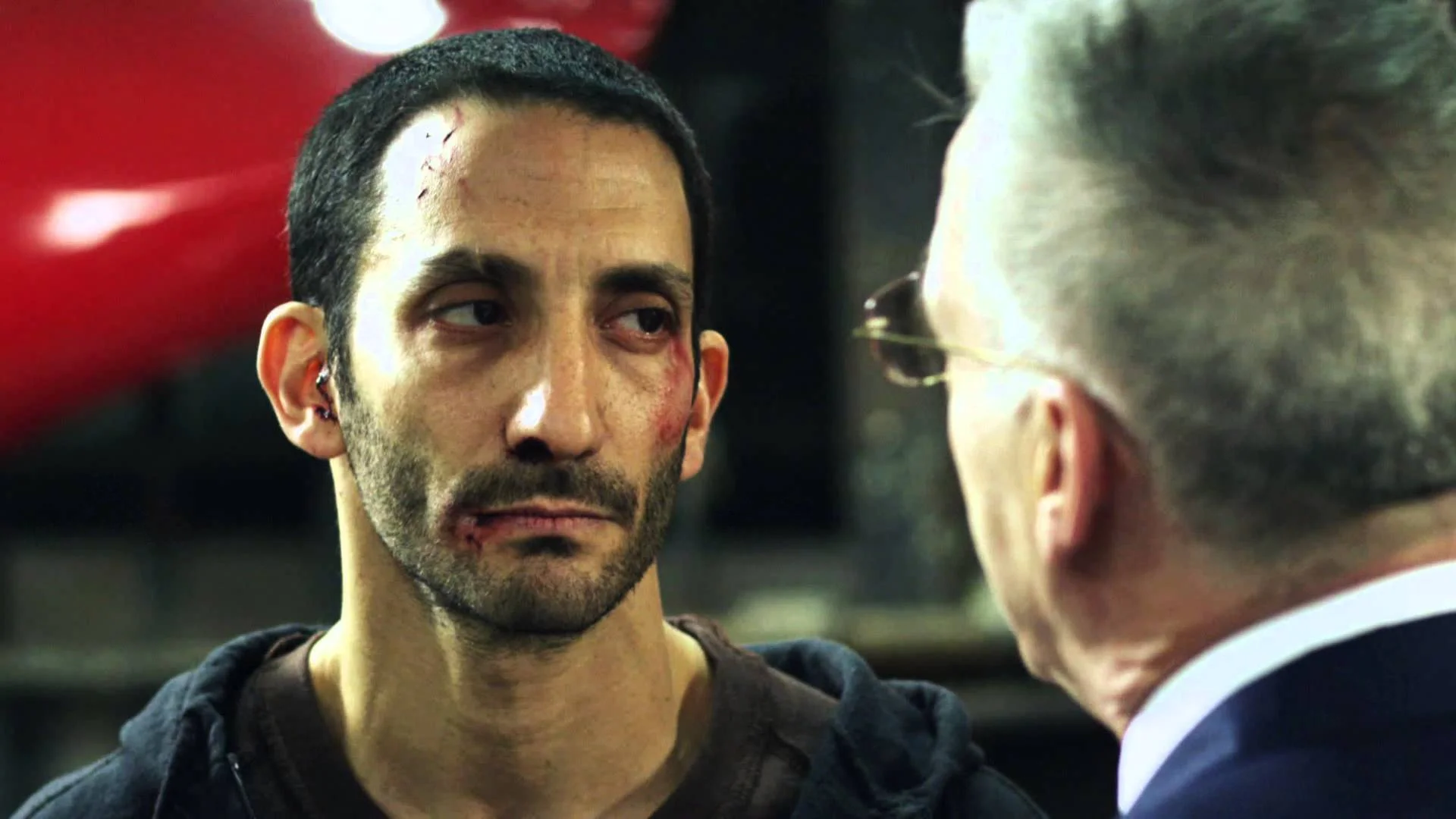 Juan Minujín stares down one of the many obstacles to getting out prison in El Marginal .