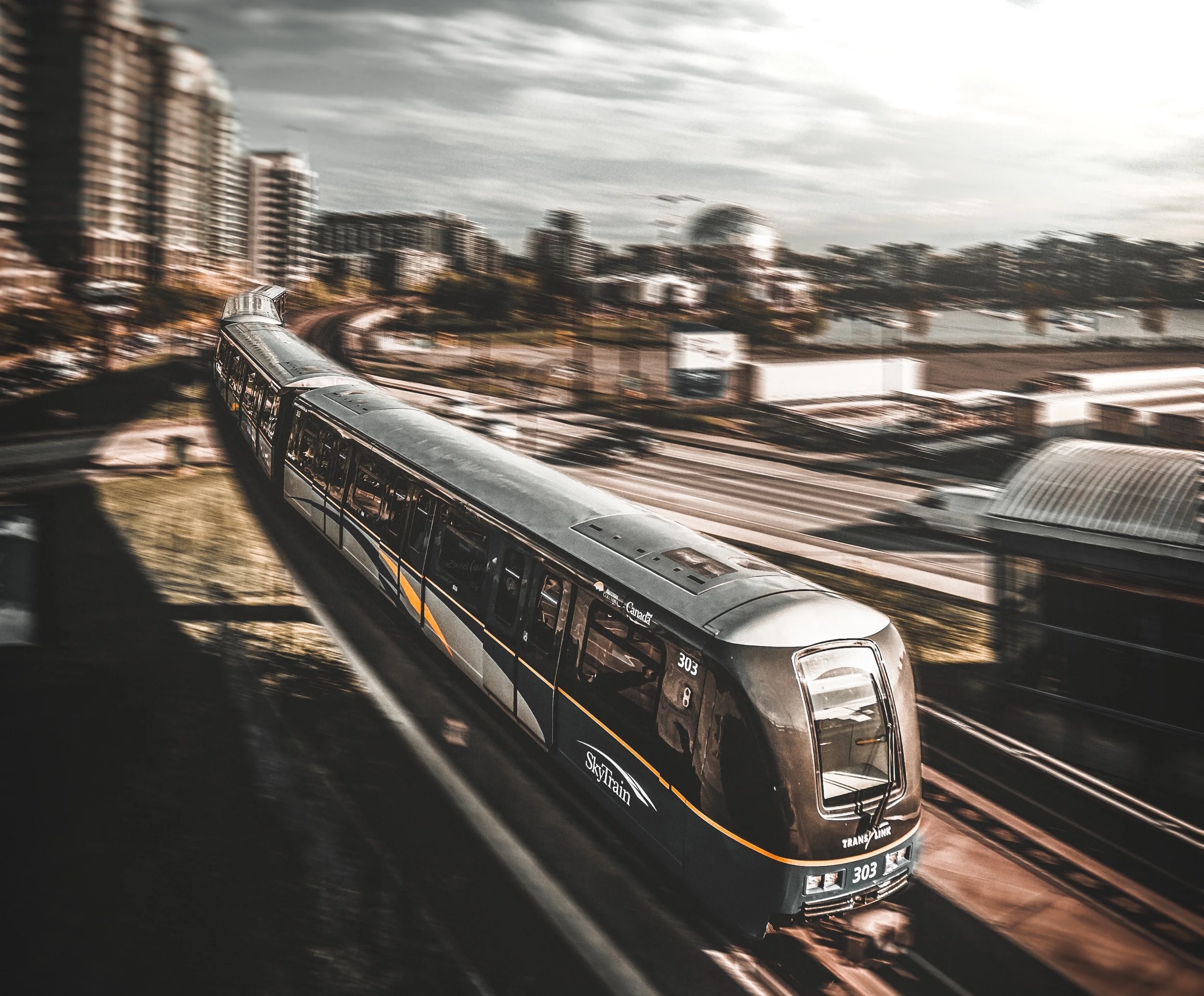 what is mercury retrograde - train example.jpg