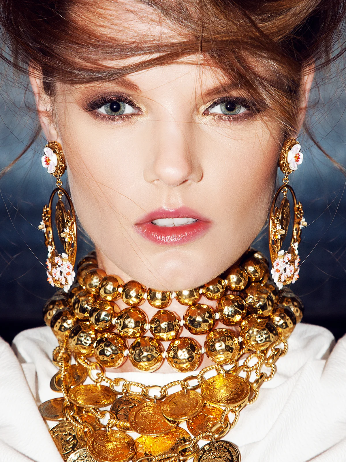 Whitney Jensen for ELLE Bulgaria by Enrique Vega 09.jpg