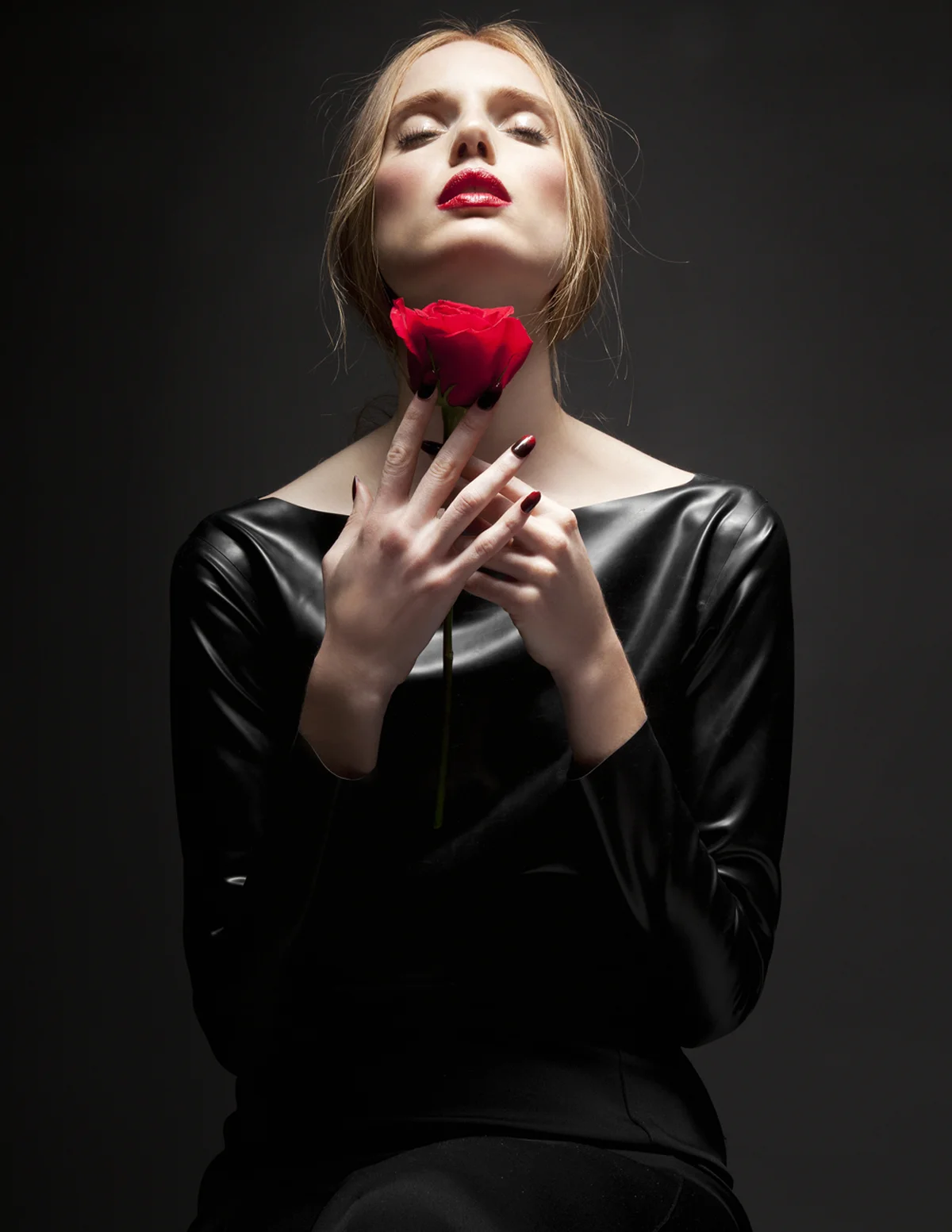 Nell Rebowe fro Koncierge Magazine by Enrique Vega 03.jpg