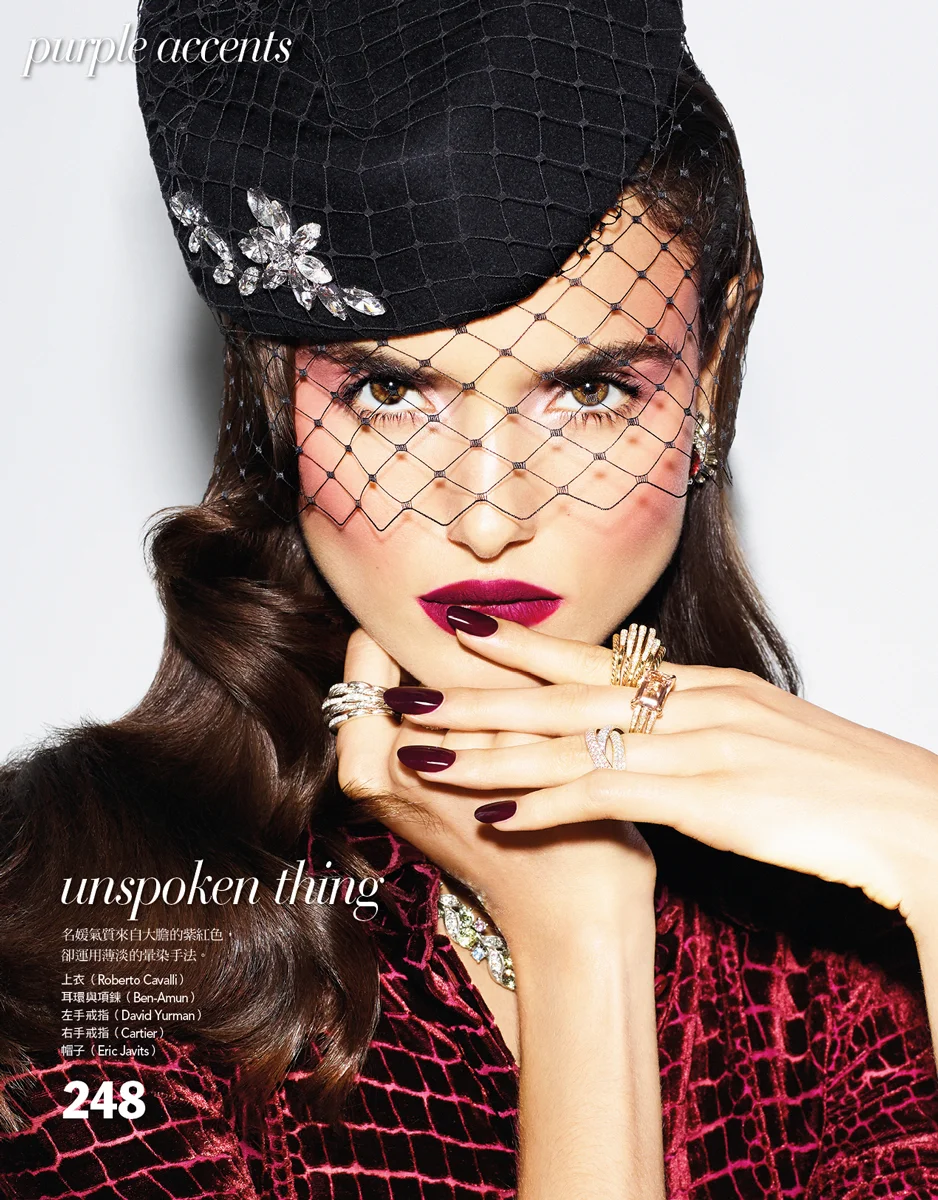 Blanca-Padilla-for-VOGUE-Taiwan-by-Enrique-Vega-[Layout]3.jpg