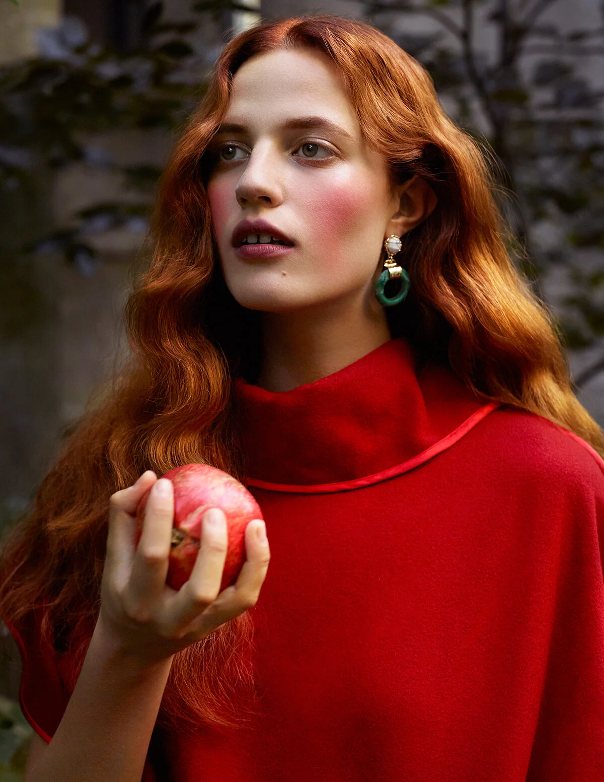 Julia-Banas-for-VOGUE-Taiwan-by-Enrique-Vega-87762.jpg
