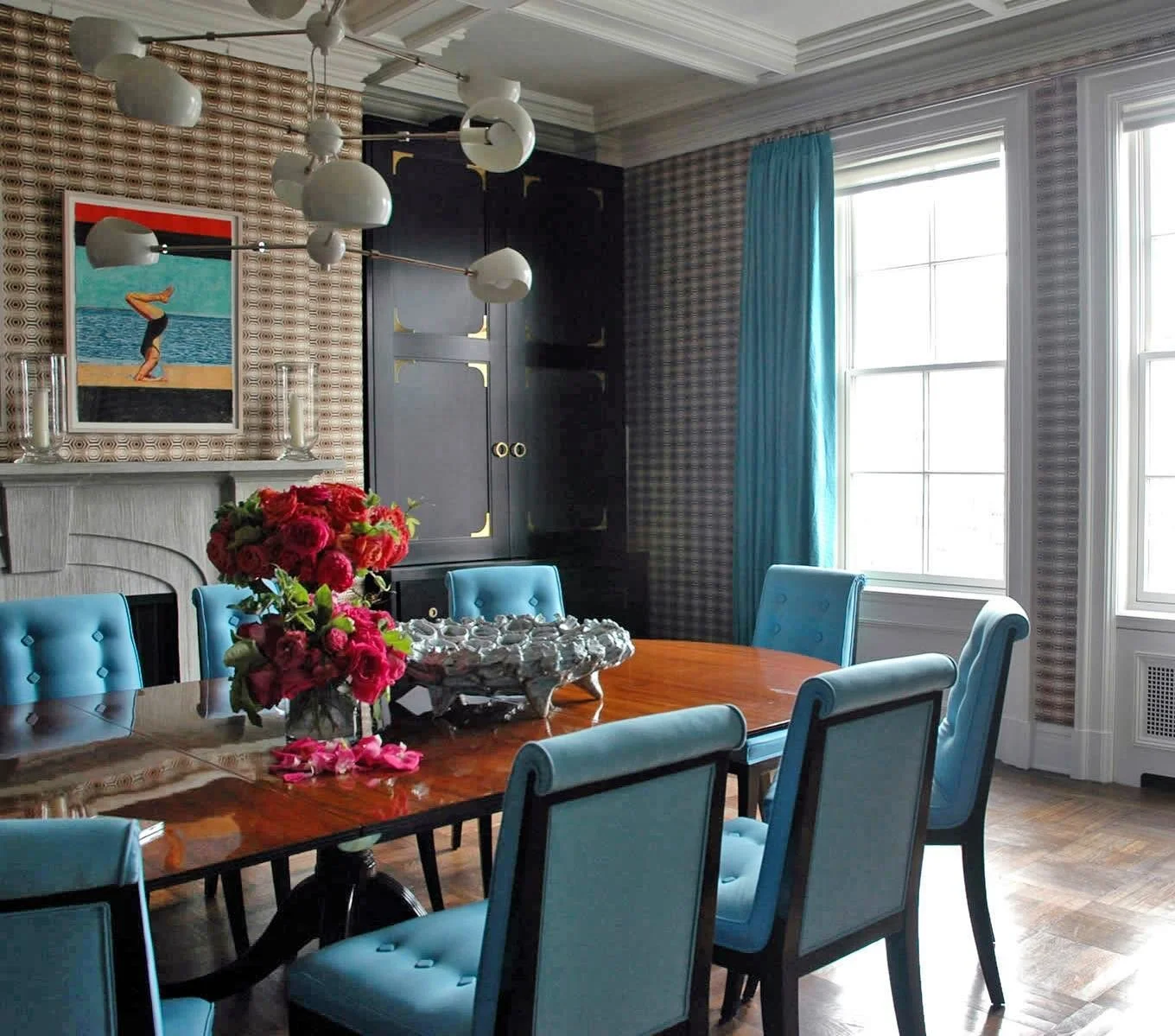 Combining traditional and modern elements to create a timeless dining room interior that is respectful to the fabric of the building while relevant in style.

#diningroom #diningroomdecor #diningroomdesign #diningrominspo #diningroomgoals #timeless