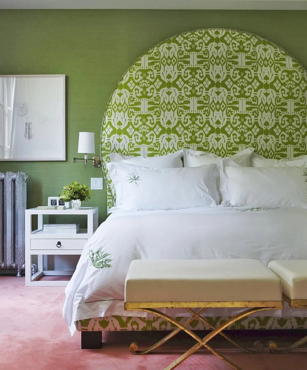 An interior especially fitting for the day. Have a wonderful St Patrick&rsquo;s Day! 🇮🇪💚

#interiordesign #bedroom #bedroomdecor #bedroominspo #bedroomideas #bedroomdesign #bedroomgoals #bedroomstyle #philipgorrivandesign #greenroom #greenbedroo