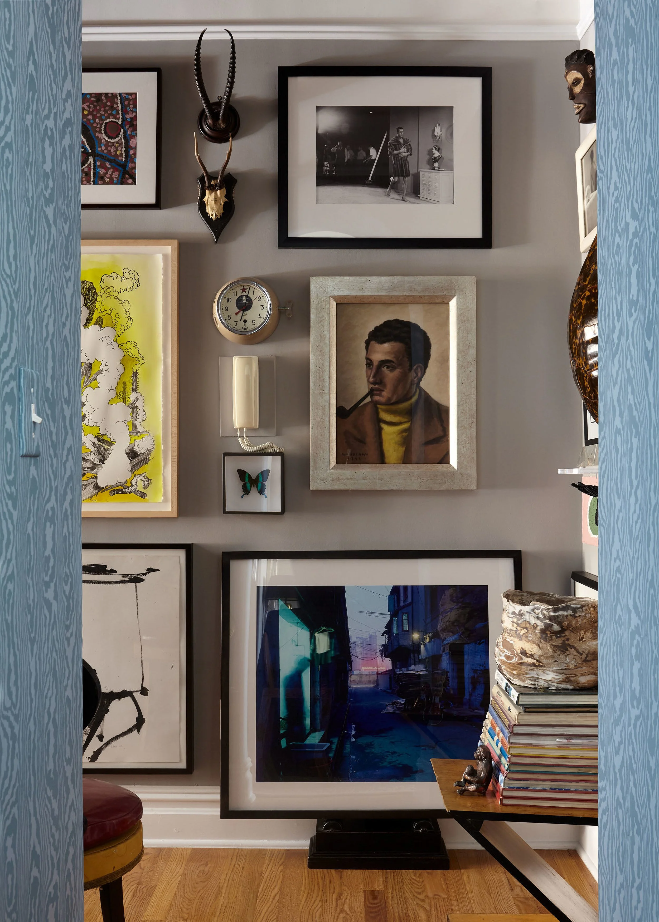 A More Considered, Flexible Way to Live With Art at Home