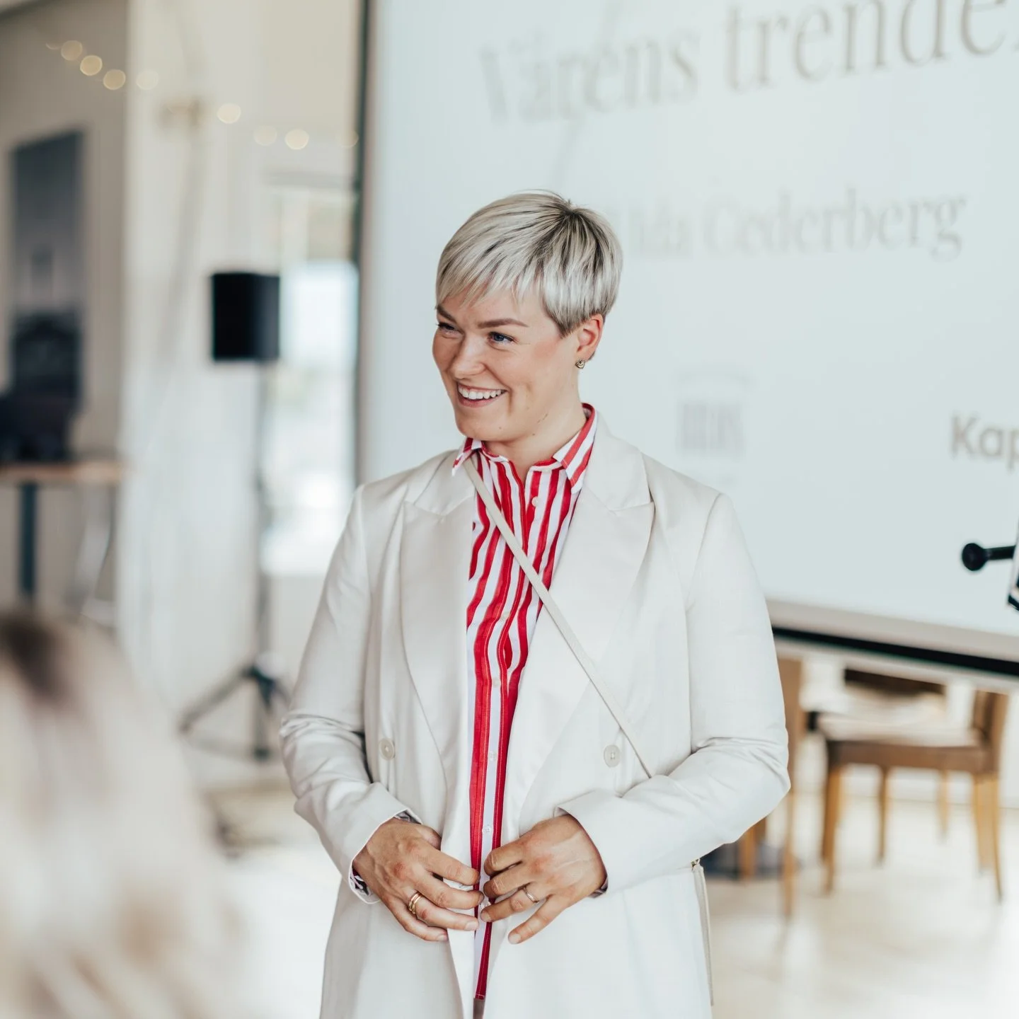 Hej k&auml;ra v&auml;nner,

Vi vill g&auml;rna bjuda in er till v&aring;rt nya koncept Prat p&aring; Pavis som inleds med evenemanget Date Night 💖

Det h&auml;r &auml;r en helkv&auml;ll d&auml;r god mat m&ouml;ter samtal om relationer, n&auml;rhet o