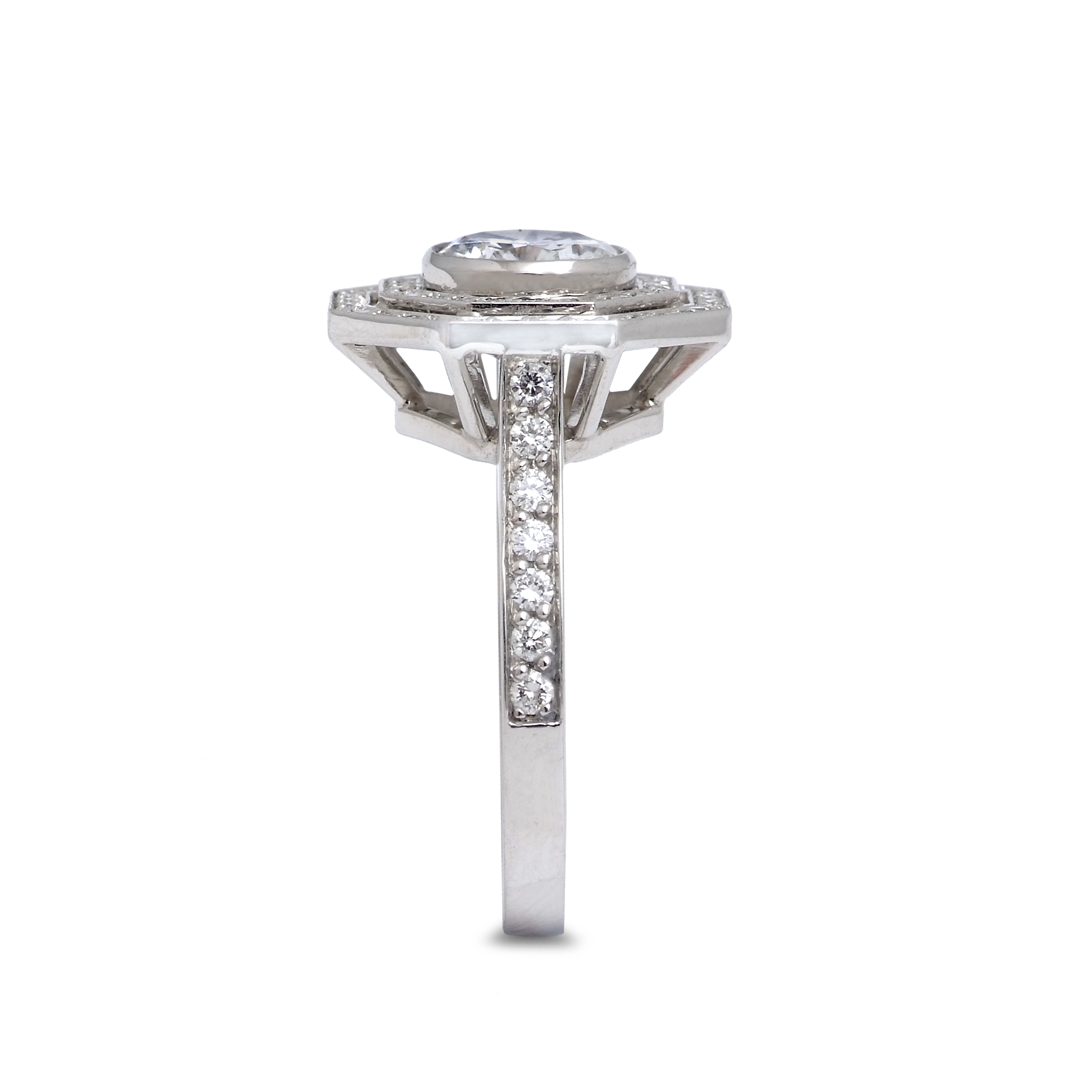 Octagonal diamond target ring side view