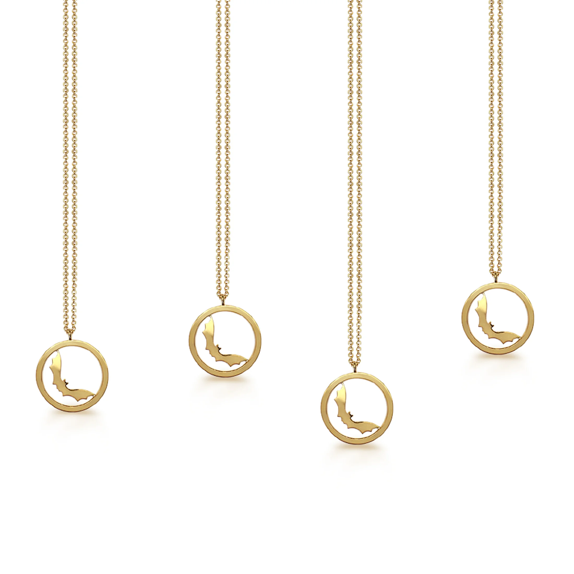 18ct-yellow-gold-bat-pendant-on-trace chain-5.jpg