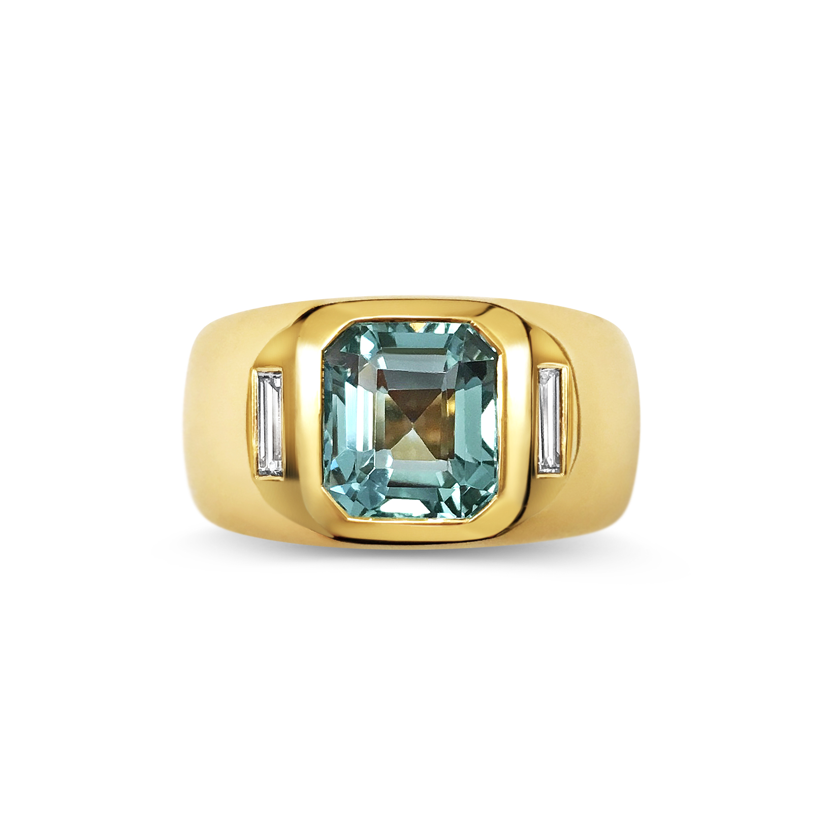 Aquamarine and diamond ring top view