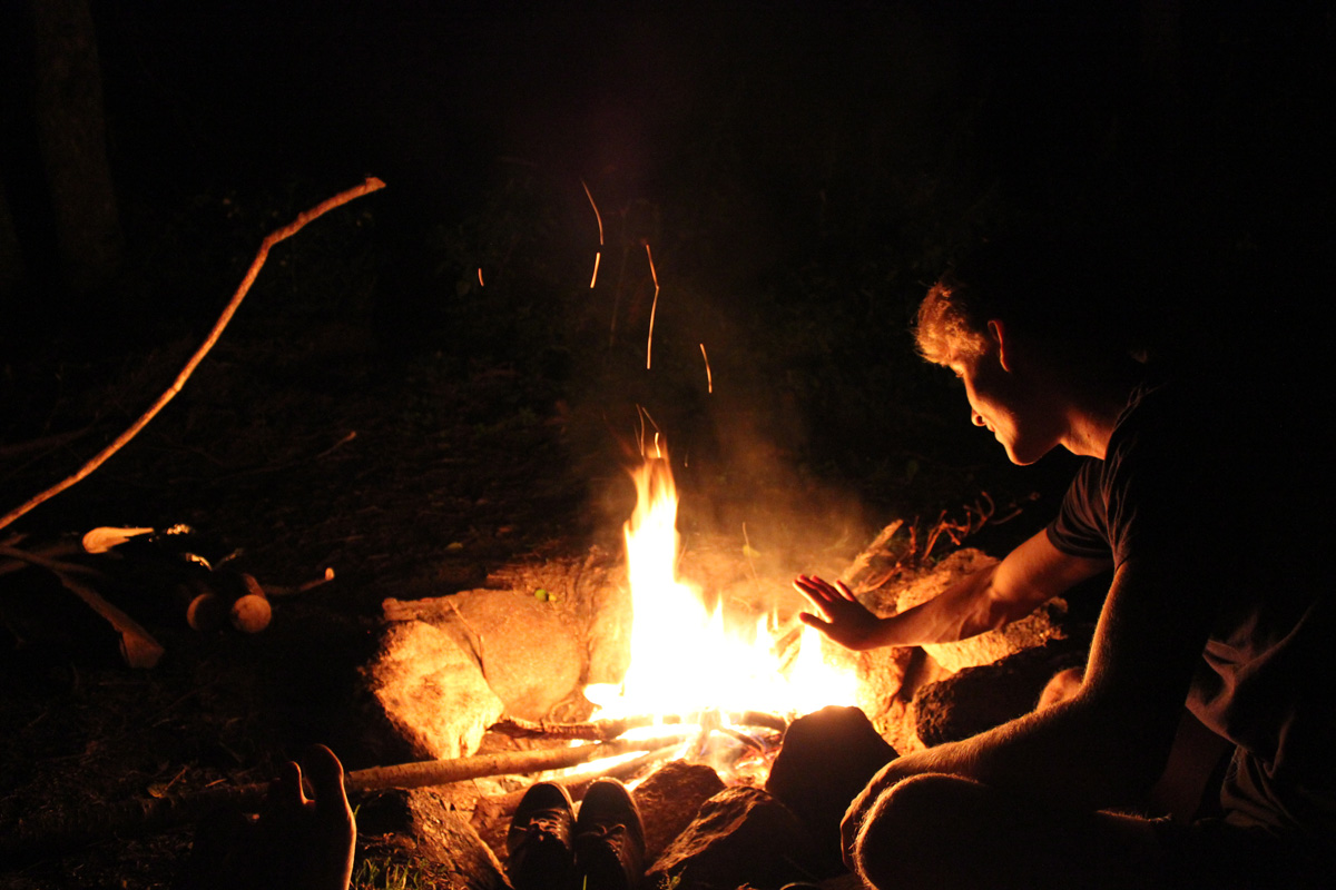 adventure-movements-lagerfeuer.jpeg