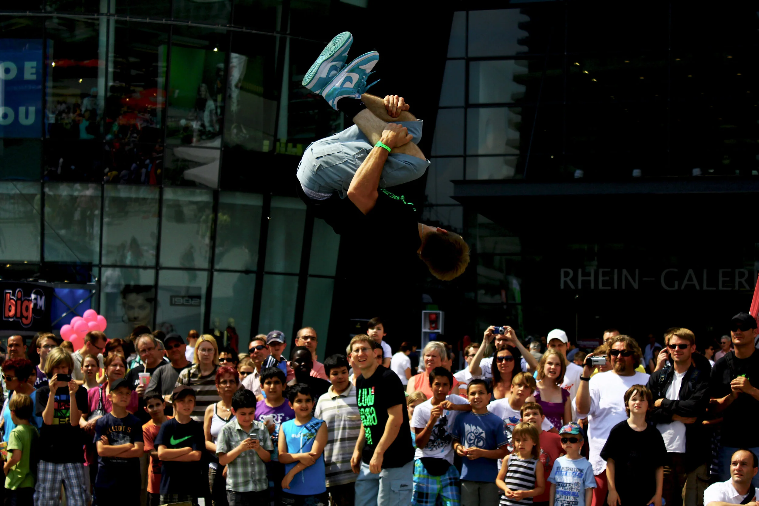 salto-bei-parkour-show.jpg