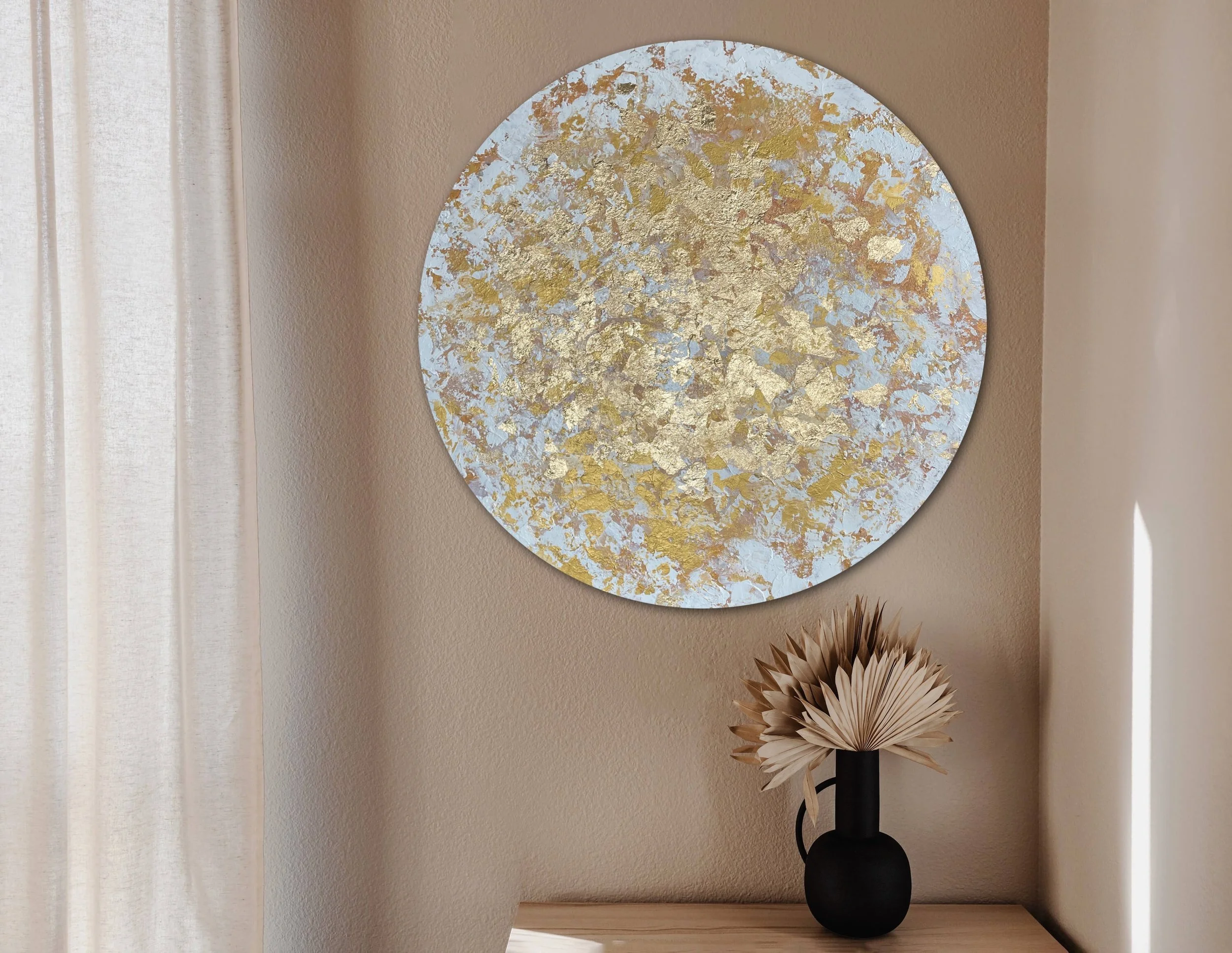 White and Gold tondo in situ