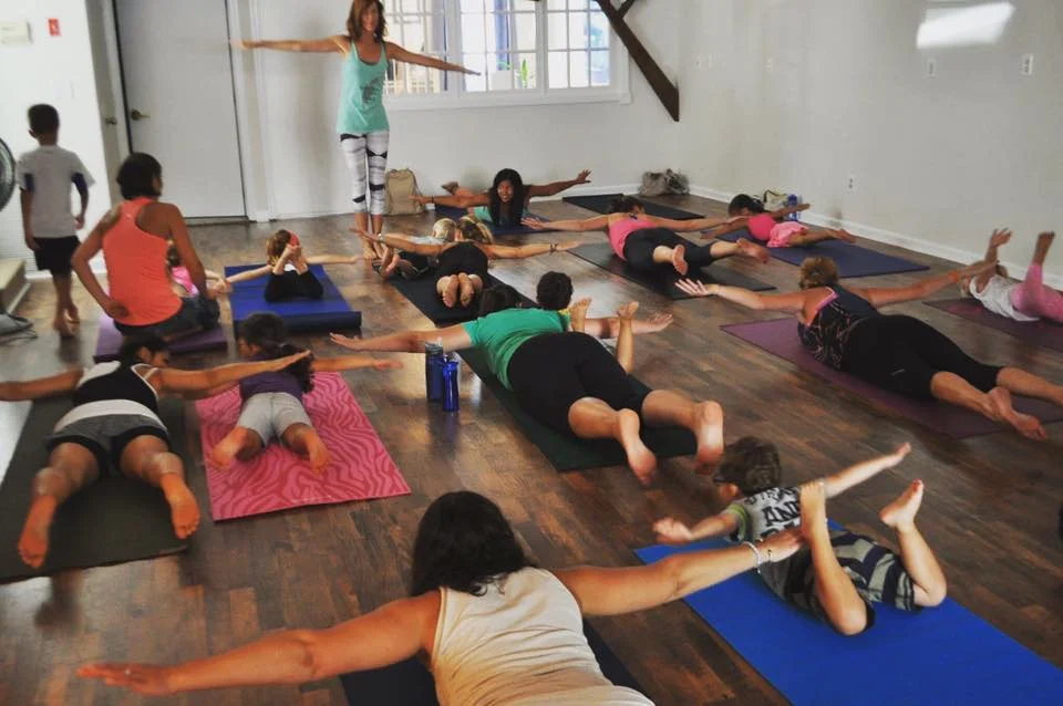 family yoga in oyster bay