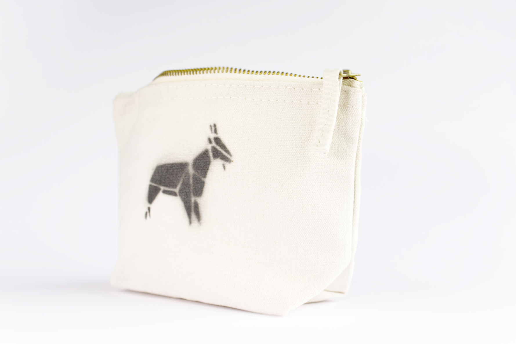 Bag_C_4700.png