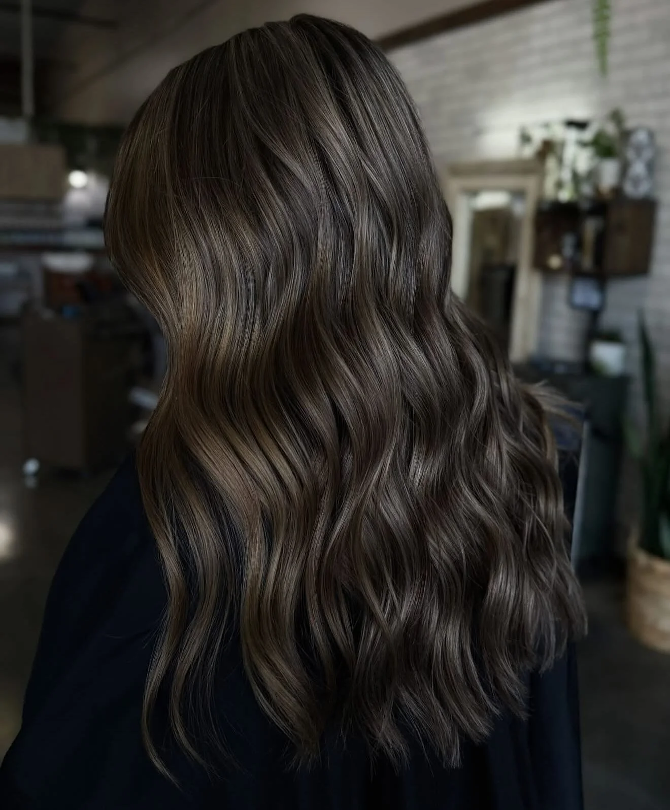 Luxury hair ✨✨ 
Softness and shine that you dream about 

Artist @coloredbykate_ using @davinescolor
