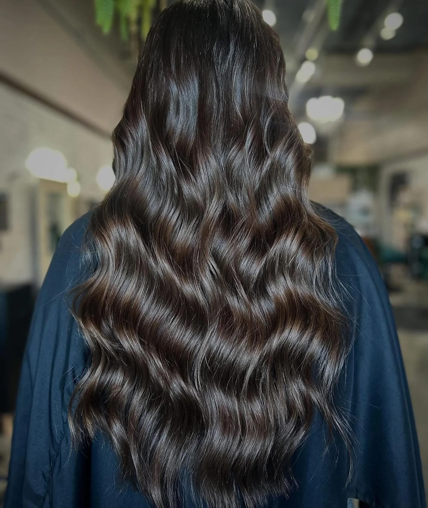 The shine doesn&rsquo;t lie ✨✨

Artist @hairrby_lc using @davinescolor