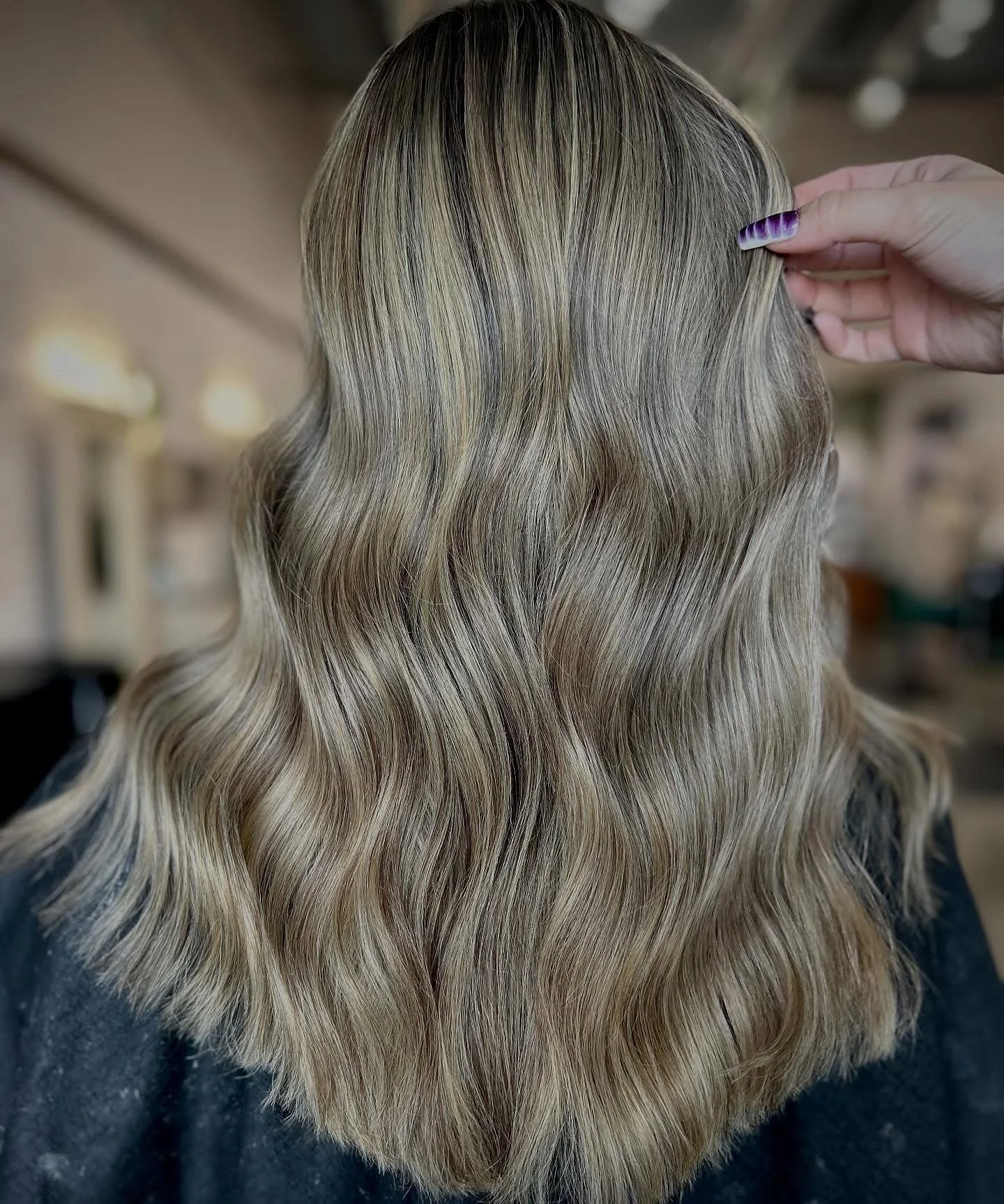 Blondie ✨✨

Artist @hairrby_lc using @davinescolor