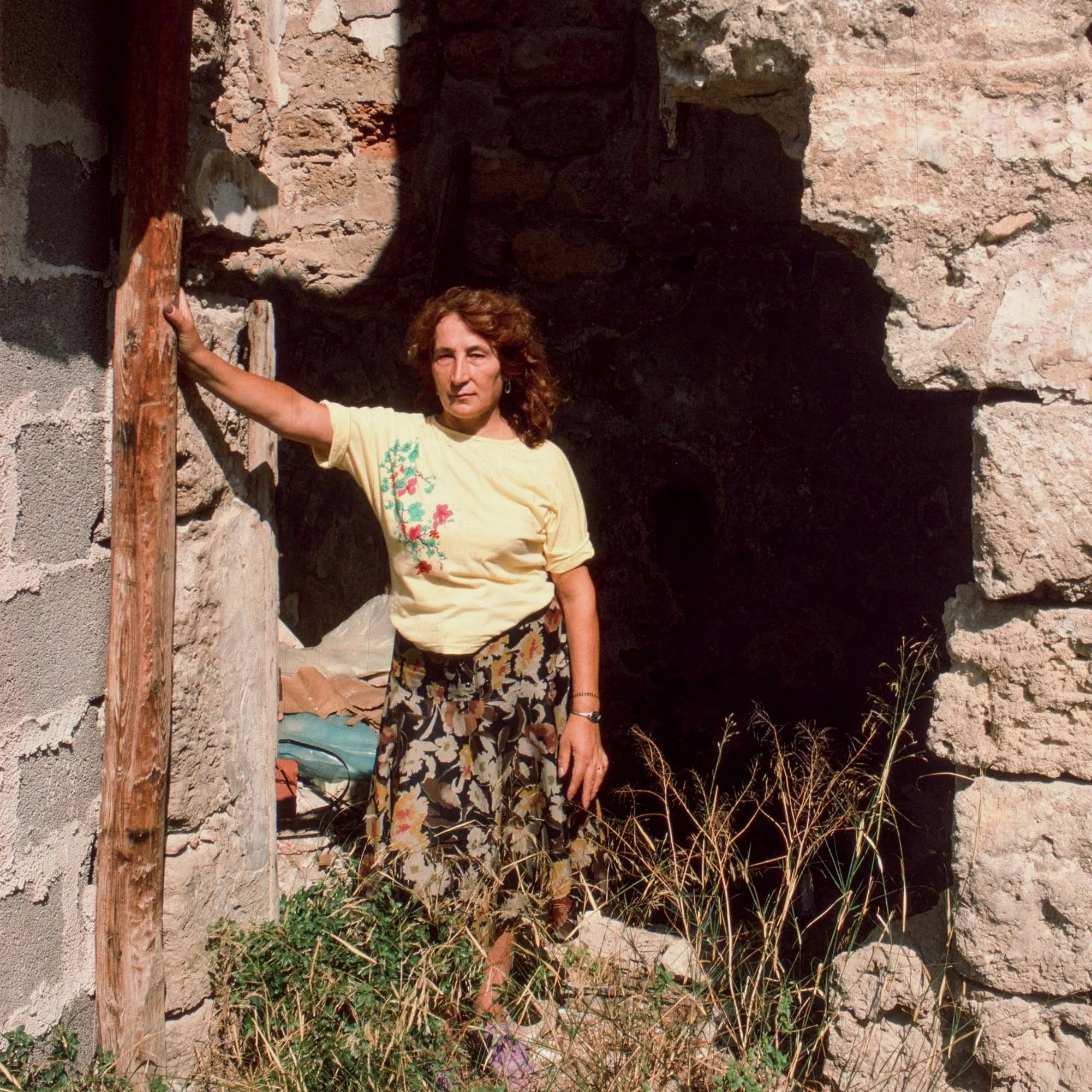 Angela+in+Ruins_01_sm.jpg