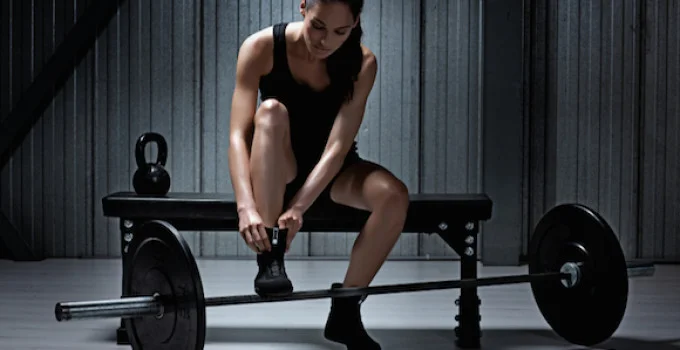 girllifting.jpeg