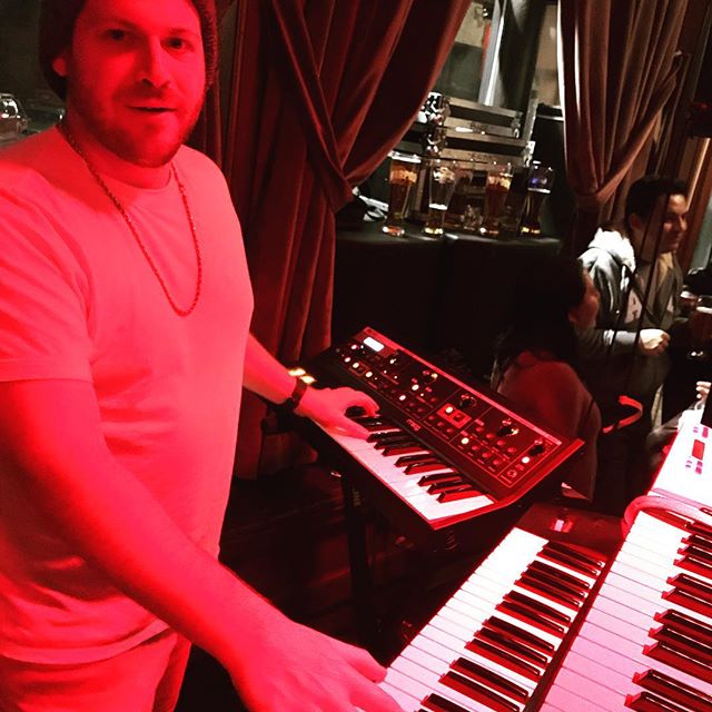 Keys on keys on keys with @legends_of_summer at last night&rsquo;s show