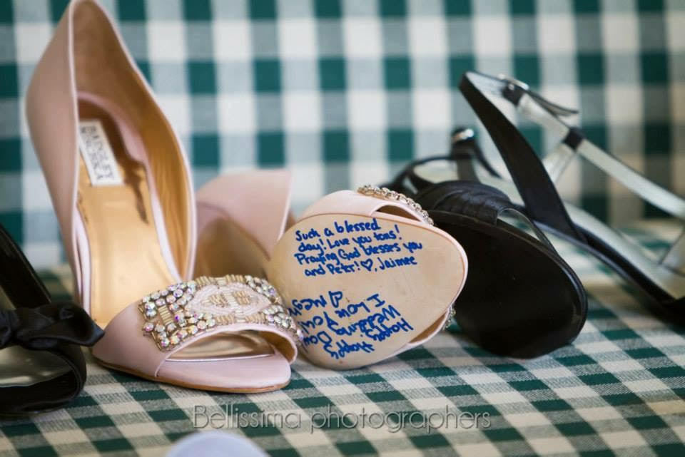wedding-details-shoes-10.jpg