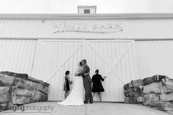 pa-barn-weddings-16.jpg