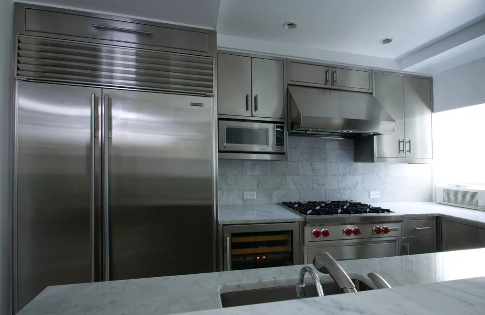 huberman_kitchen_2.jpg
