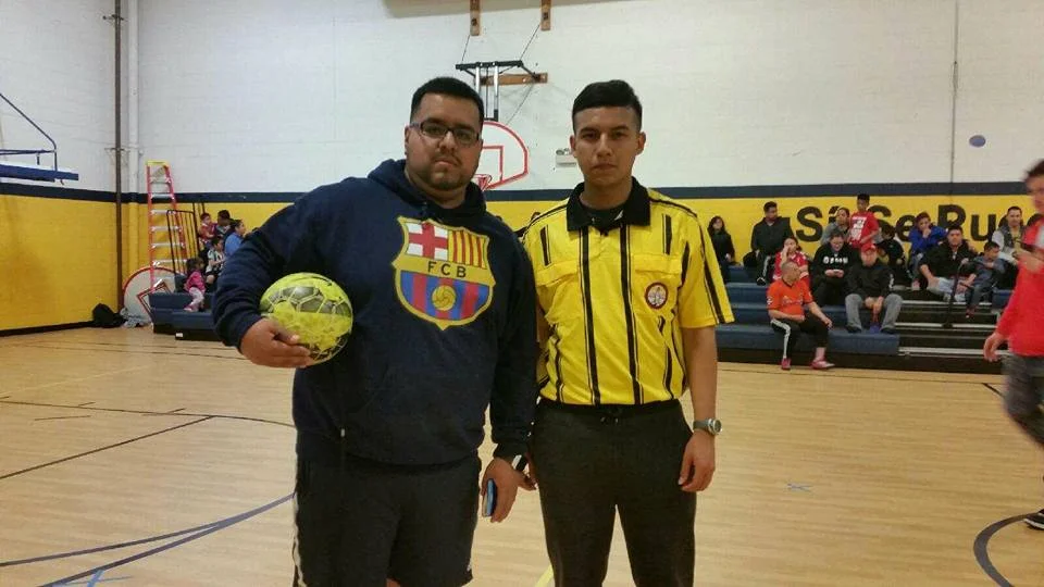 Coach Edwin Gozalez y árbitro