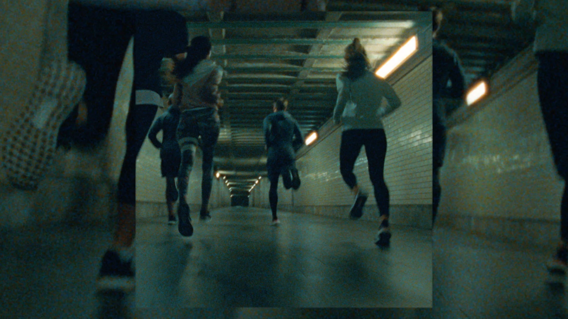 Stills Export.00_01_02_15.Still062.jpg