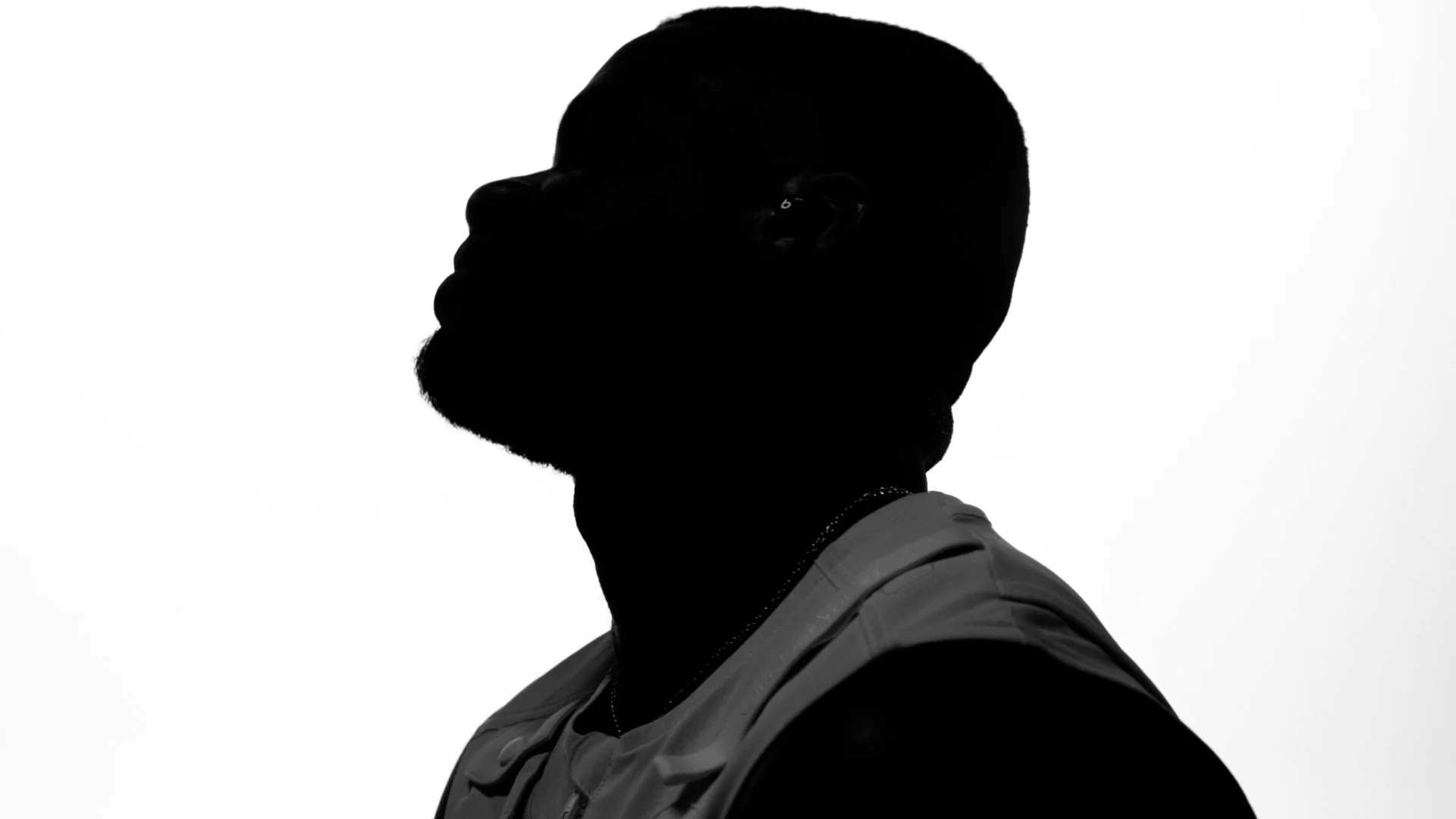 Website Stills.00_01_03_13.Still013.jpg