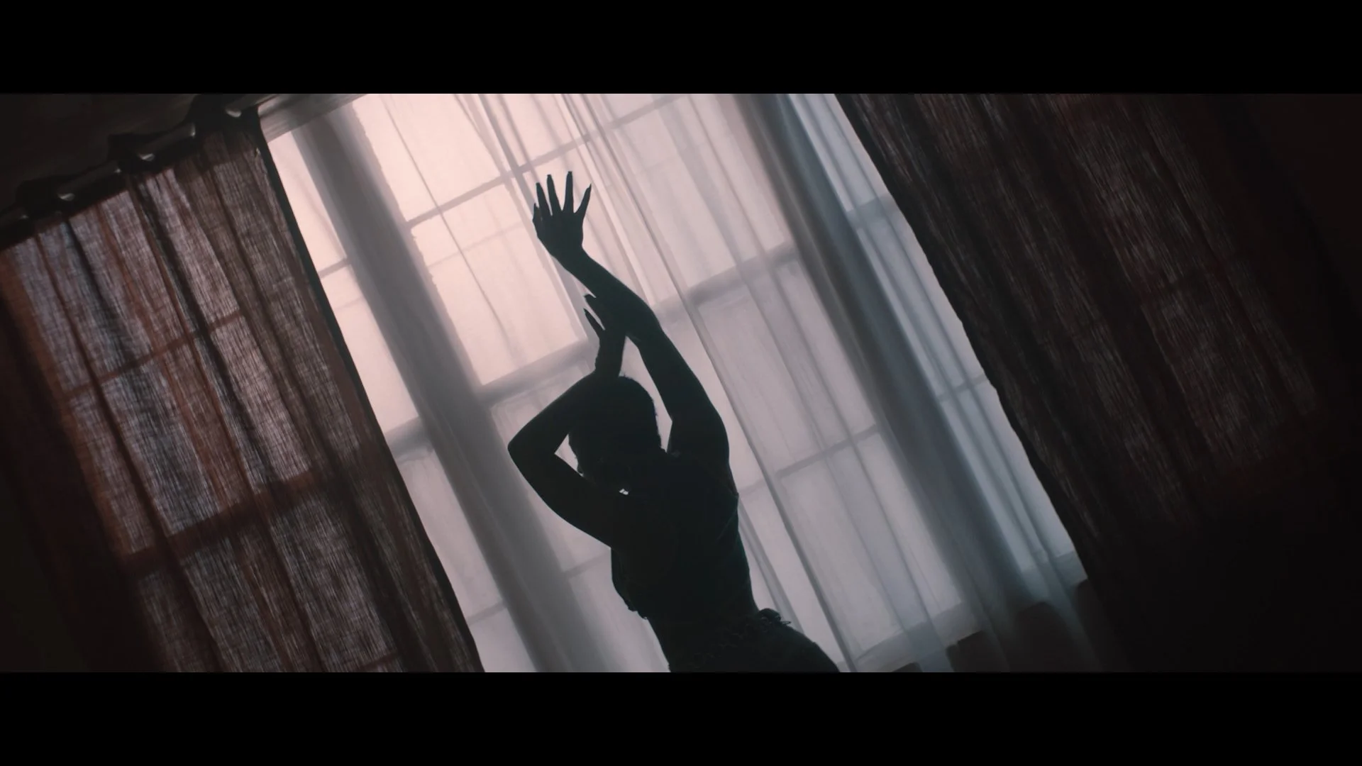 Rule Your Day_DC_H264_AH_210719.00_00_32_00.Still008.jpg