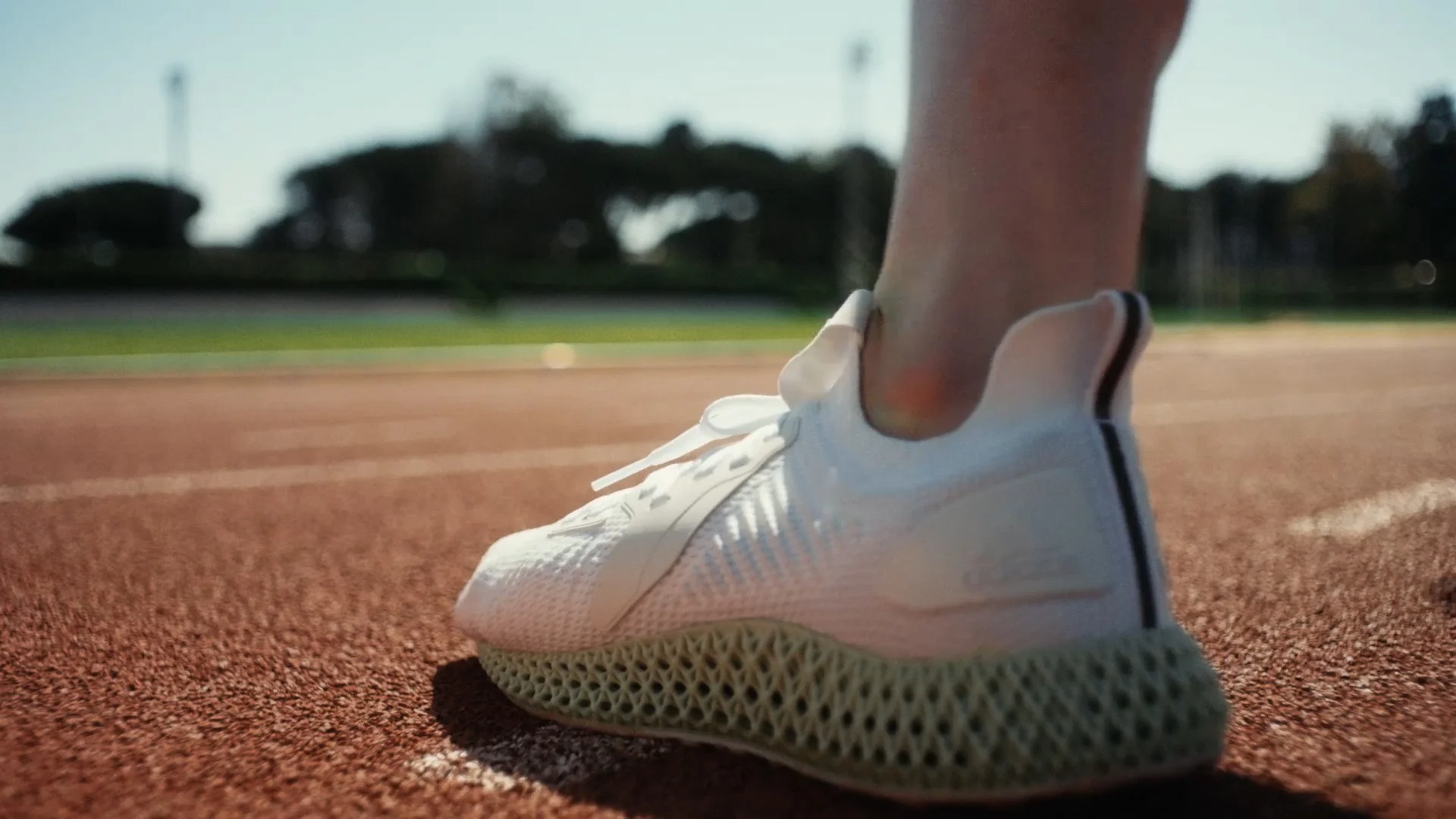 Anamorphic 2.35.00_00_18_06.Still038.jpg